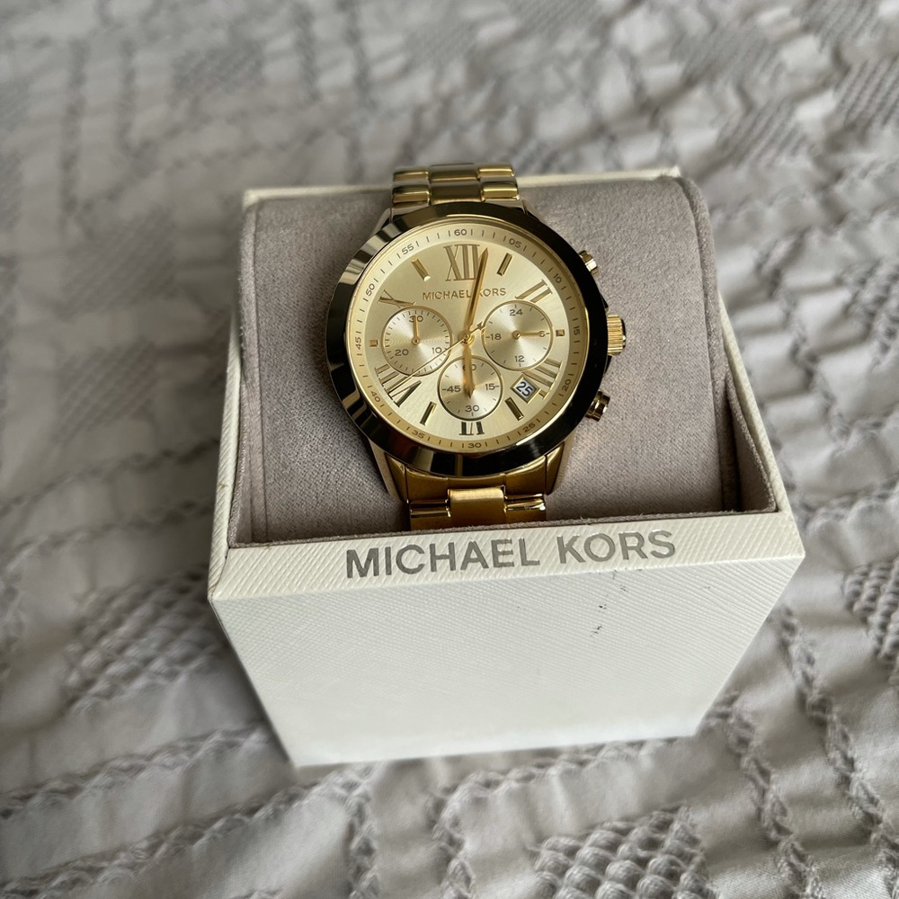 MK watch